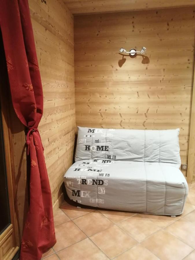 Le Cornix Chalet Au Pont De Flon מראה חיצוני תמונה